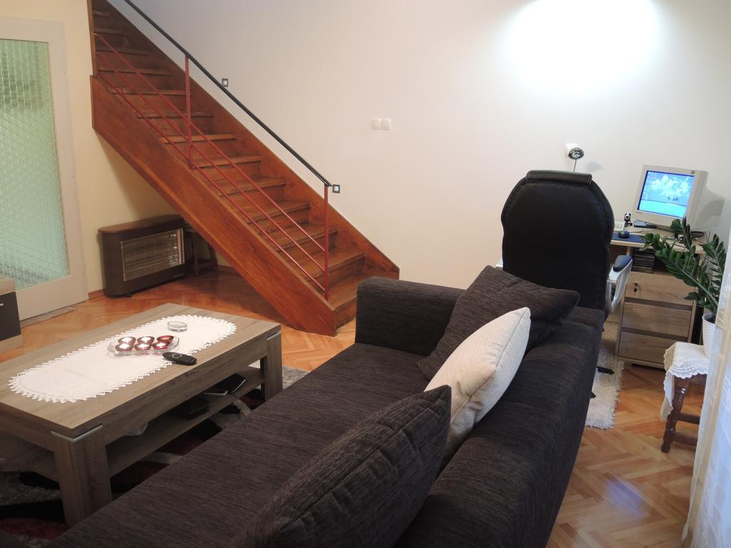 Apartment In Centre For 7 Split Bilik gambar